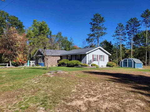 Exterior - 1552 N Shaw, Gladwin, MI 48624 photo 2 of 10