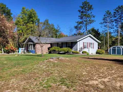 Exterior - 1552 N Shaw, Gladwin, MI 48624 photo 5 of 10