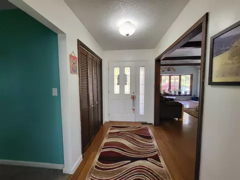 Entry Way - 1552 N Shaw, Gladwin, MI 48624 photo 1 of 5