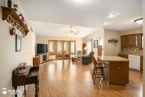 1081 Julie, Davison, MI 48423 photo 7