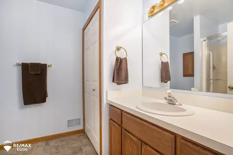 1081 Julie, Davison, MI 48423 photo 12