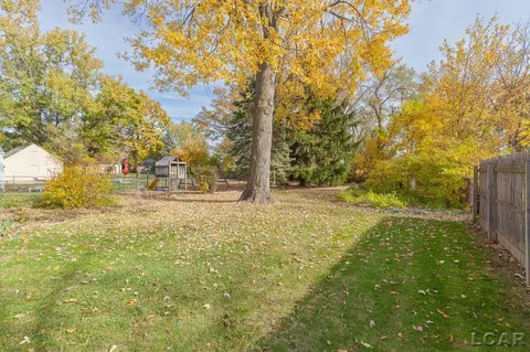 Exterior - 995 State, Adrian, MI 49221 photo 4 of 5