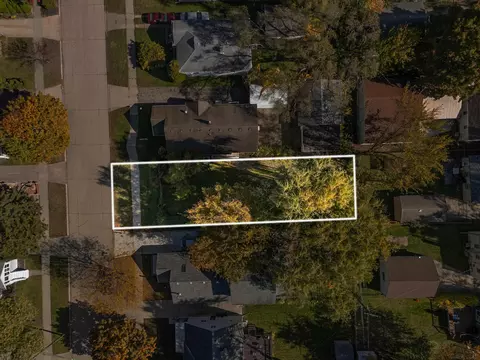 61 Massoit, Clawson, MI 48017 photo 3