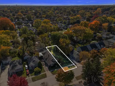 61 Massoit, Clawson, MI 48017