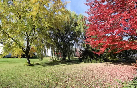 Exterior - 2375 Stepping Stone, Flushing, MI 48433 photo 3 of 13