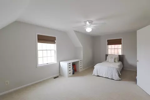 Bedroom - 2375 Stepping Stone, Flushing, MI 48433 photo 2 of 5
