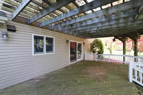 Exterior - 2375 Stepping Stone, Flushing, MI 48433 photo 9 of 13