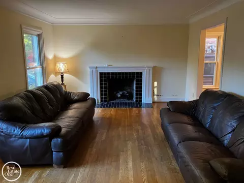 Living - 236 Mckinley, Grosse Pointe Farms, MI 48236 photo 1 of 1