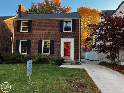 236 Mckinley, Grosse Pointe Farms, MI 48236