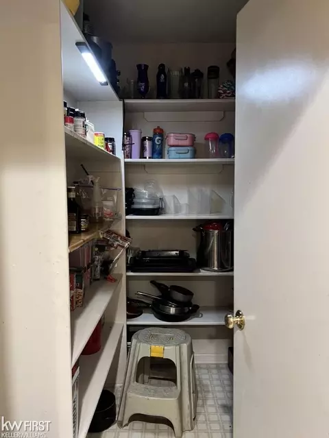 1706 Delaware, Flint, MI 48506 photo 6