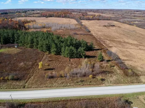 0 Duce, Avoca, MI 48006 photo 9