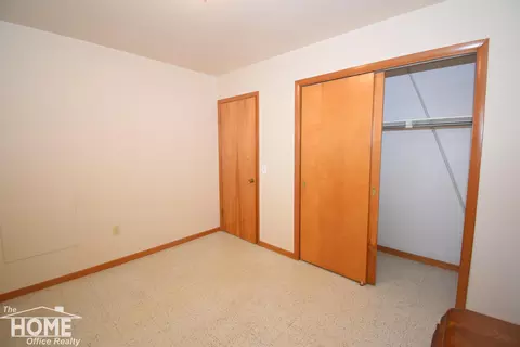 211 E Washington, Durand, MI 48429 photo 11