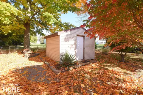 211 E Washington, Durand, MI 48429 photo 29