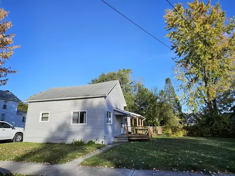 2507 Fraser, Bay City, MI 48708