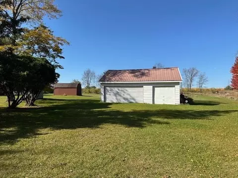6993 Meredith Grade, Harrison, MI 48625 photo 4