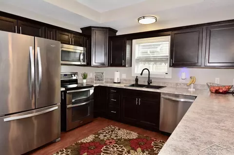 Kitchen - 2704 Kitty Hawk, Midland, MI 48642 photo 2 of 2