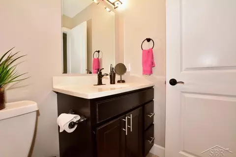 Bath - 2704 Kitty Hawk, Midland, MI 48642 photo 3 of 3