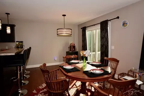 Dining - 2704 Kitty Hawk, Midland, MI 48642 photo 2 of 2