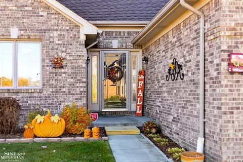 Exterior - 50916 Justin, Macomb, MI 48044 photo 2 of 6