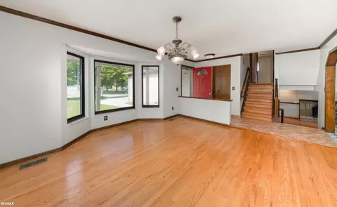 47120 Barbara, Macomb, MI 48044 photo 4