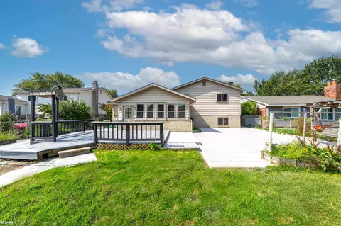47120 Barbara, Macomb, MI 48044 photo 3