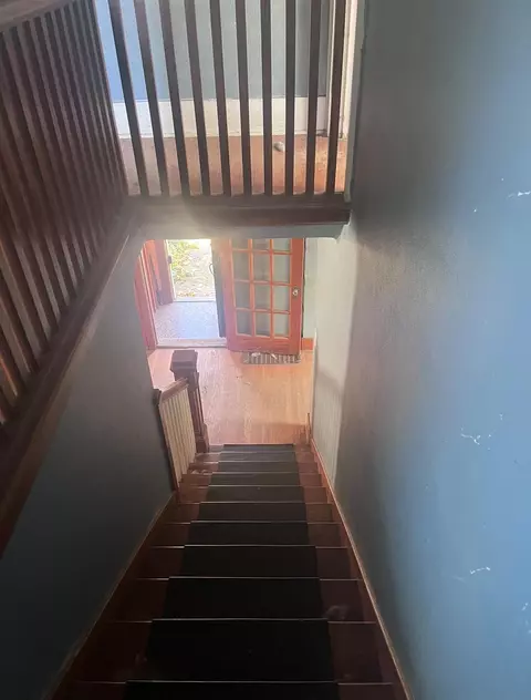 Entry Way - 2013 Welch, Flint, MI 48504 photo 2 of 2