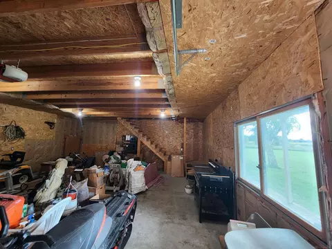 23100 Mcphall, Armada, MI 48005 photo 25