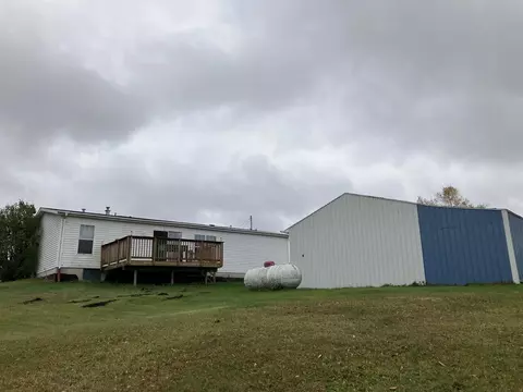 3211 E Surrey, Clare, MI 48617 photo 2