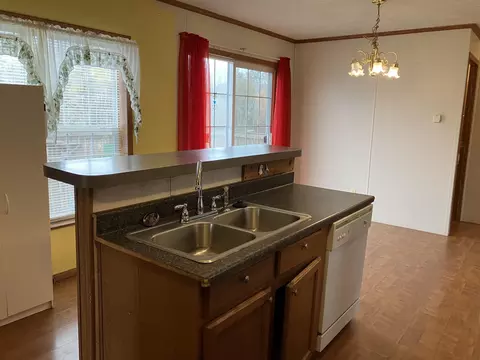 3211 E Surrey, Clare, MI 48617 photo 9