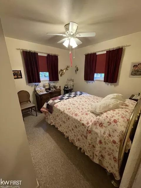 Bedroom - 1231 S Elms, Flint, MI 48532 photo 4 of 5