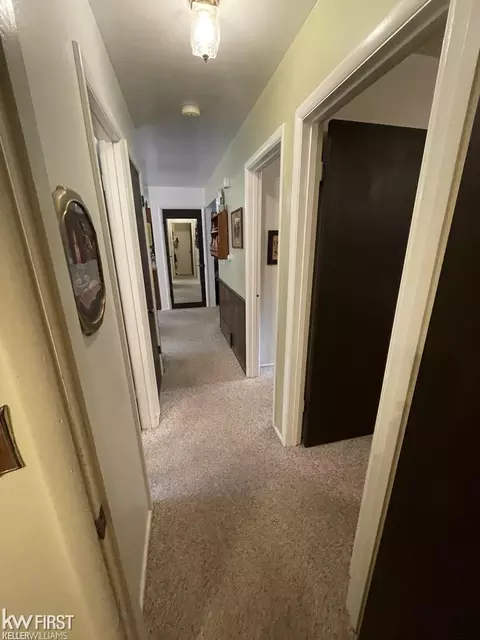 Entry Way - 1231 S Elms, Flint, MI 48532 photo 2 of 3