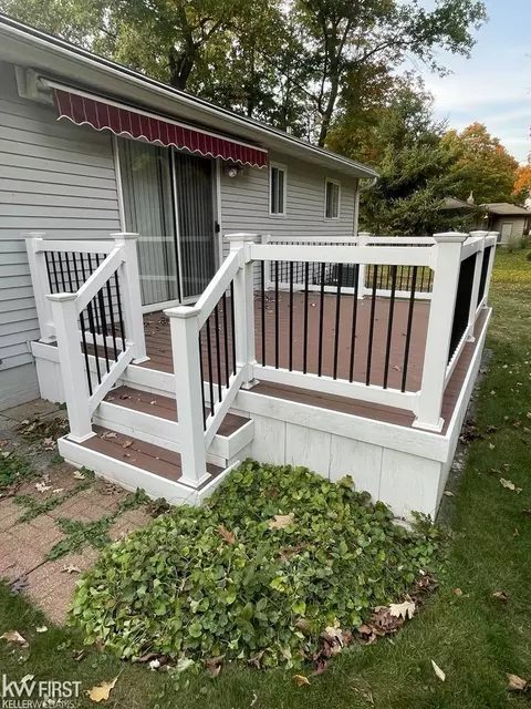 Exterior - 1231 S Elms, Flint, MI 48532 photo 4 of 5