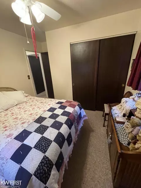 Bedroom - 1231 S Elms, Flint, MI 48532 photo 3 of 5
