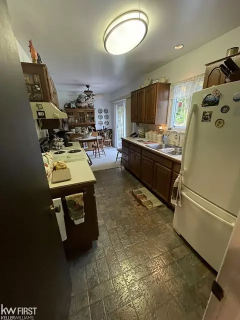 Kitchen - 1231 S Elms, Flint, MI 48532 photo 3 of 3