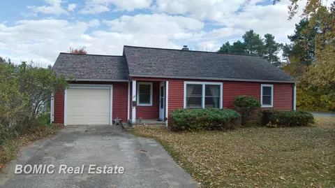 243 S Sheridan, Vassar, MI 48768