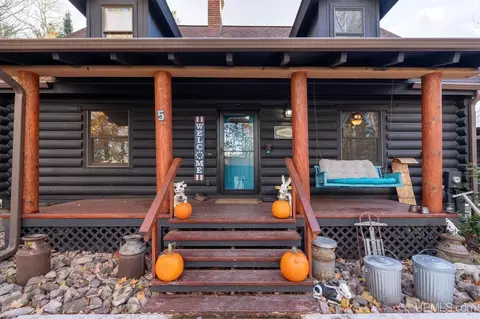 5 Glen Mdw, Marquette, MI 49855