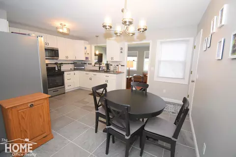 Kitchen - 13332 Heather, Perry, MI 48872 photo 1 of 5