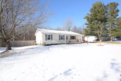 13332 Heather, Perry, MI 48872