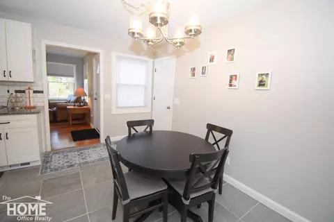 Dining - 13332 Heather, Perry, MI 48872 photo 1 of 1