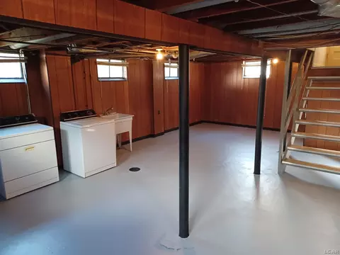 Other - 622 Springbrook, Adrian, MI 49221 photo 5 of 10