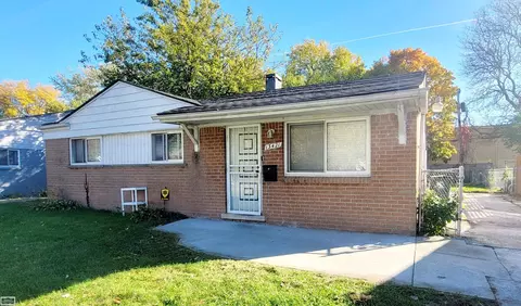 13421 Albany, Oak Park, MI 48237