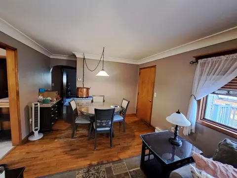 Dining - 323 John, Clare, MI 48617 photo 1 of 1