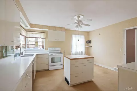 3880 Grotto, Bridgeport, MI 48722 photo 10