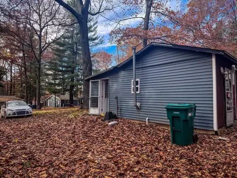 Exterior - 5362 Ferndale, Harrison, MI 48625 photo 3 of 7
