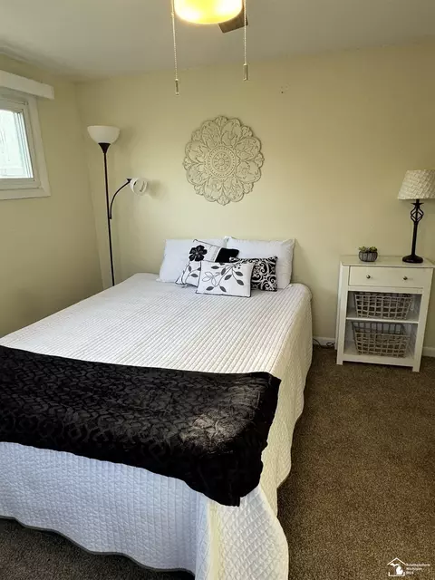 Bedroom - 124 Kessler, Monroe, MI 48162 photo 1 of 5