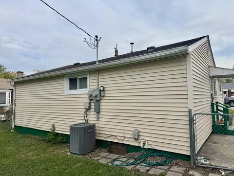 Exterior - 124 Kessler, Monroe, MI 48162 photo 2 of 3