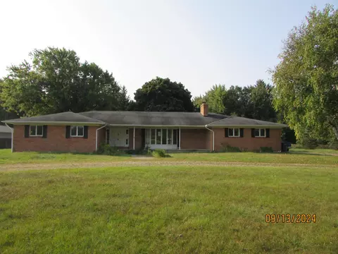 710 Walnut, Corunna, MI 48817