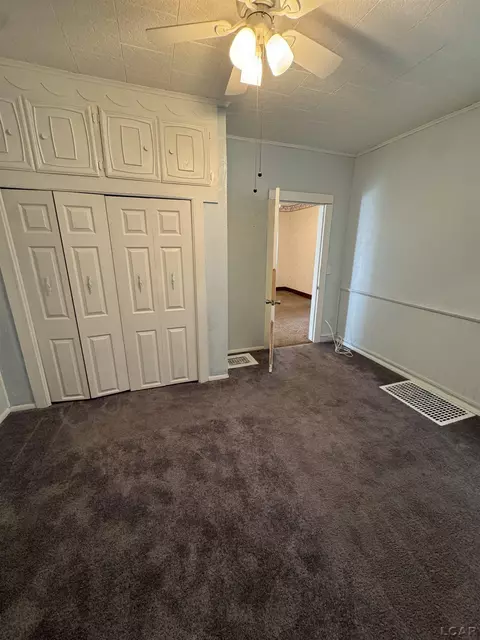 718 E Maumee, Adrian, MI 49221 photo 8