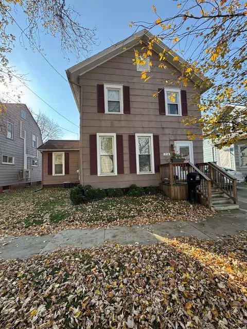 718 E Maumee, Adrian, MI 49221
