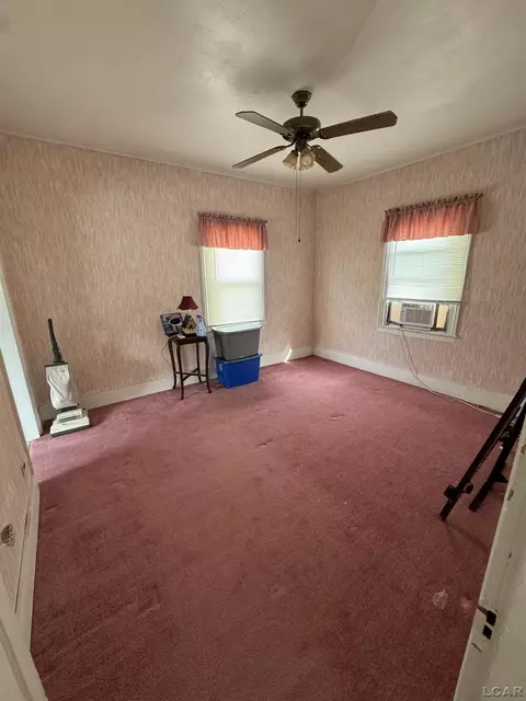 718 E Maumee, Adrian, MI 49221 photo 10